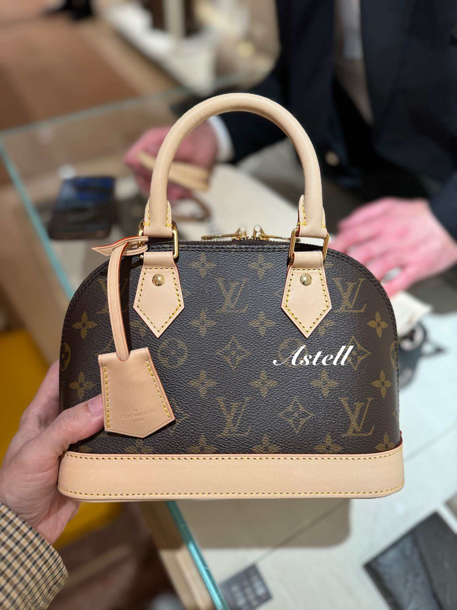 [PRE-ORDER] LOUIS VUITTON ALMA BB